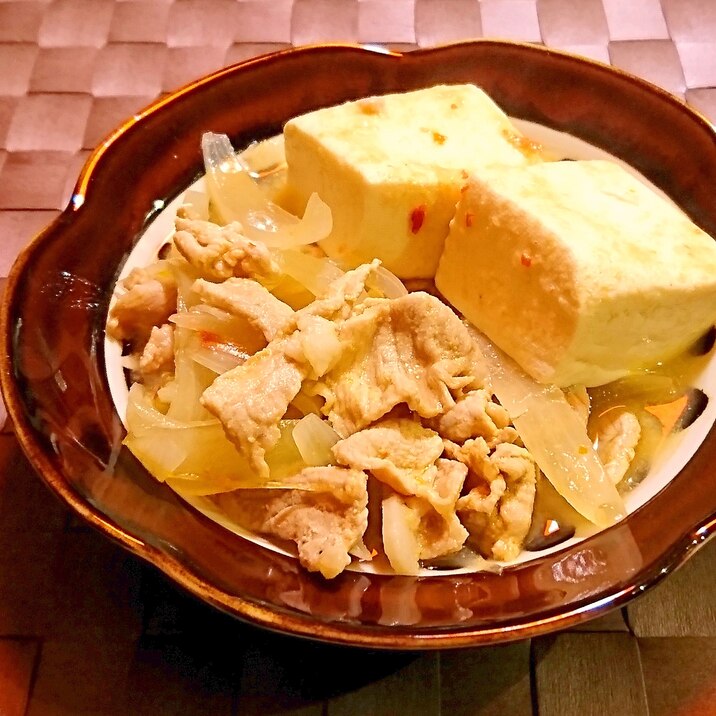 ピリ辛味噌味の肉豆腐